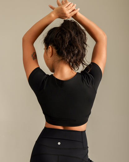 MOVING PEACH Women Sports T-shirts Slim Fit Yoga Top Breathable Comfort Removable Bra Cups Gym Pilates Dance Daily wear CTU2