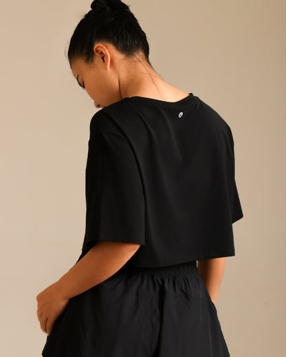 MOVING PEACH Women Sports T-shirts Relaxed Fit Breathable Yoga Crop Top Soft Classic crew neckline Running Short sleeves Fitness Dance Daily Wear ATL(new)