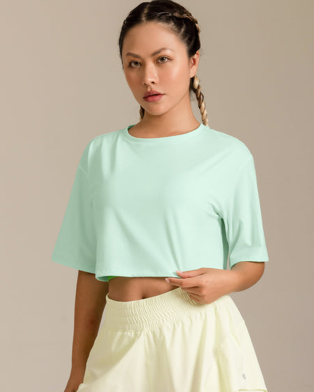 MOVING PEACH Women Sports T-shirts Relaxed Fit Breathable Yoga Crop Top Soft Classic crew neckline Running Short sleeves Fitness Dance Daily Wear ATL(new)