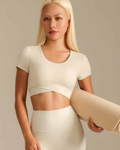 MOVING PEACH Women Sports T-shirts Slim Fit Yoga Top Breathable Comfort Removable Bra Cups Gym Pilates Dance Daily wear CTU2